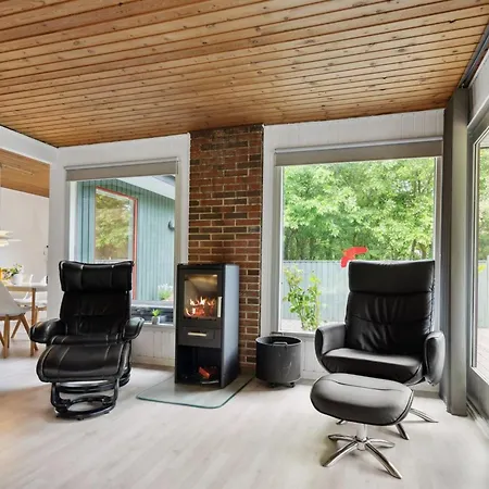 Nyalle - 30km From The Sea By Interhome *