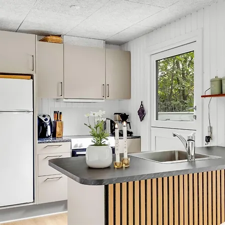 Vakantiehuis Nyalle - 30km From The Sea By Interhome