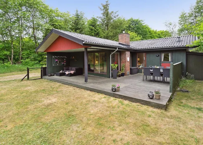 Vakantiehuis Nyalle - 30km From The Sea By Interhome *