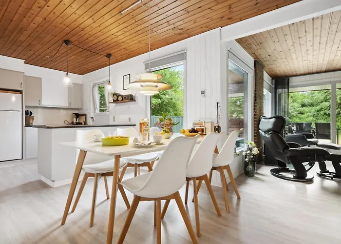 Vakantiehuis Nyalle - 30km From The Sea By Interhome *